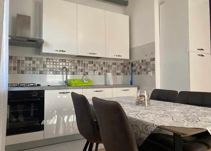 Eduardo Apartamento