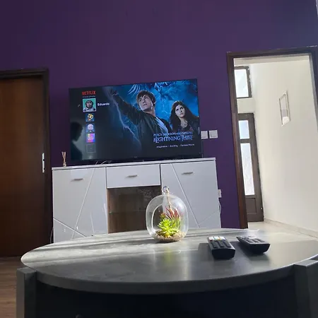 Eduardo Apartment